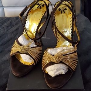 BCBZMaxazria black/gold strap heels 9 NIB